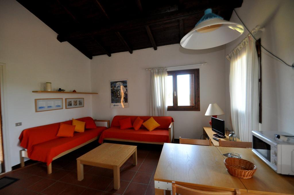 Appartamenti Residence Vela Blu Golfo Aranci Marinella  Room photo